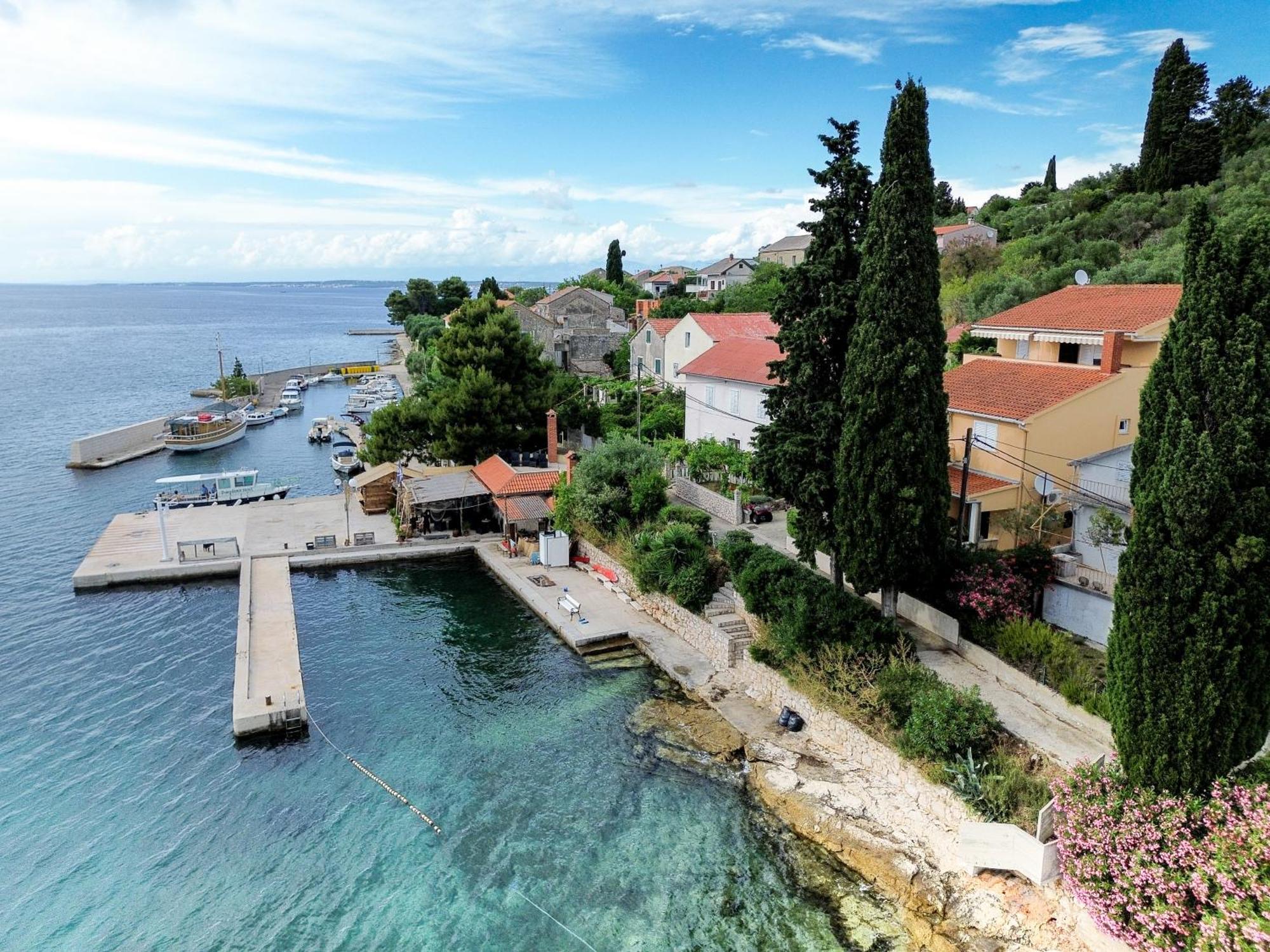 Apartments Osljak Preko Dış mekan fotoğraf