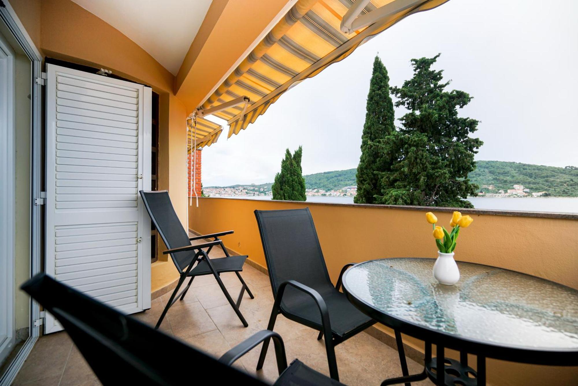 Apartments Osljak Preko Dış mekan fotoğraf