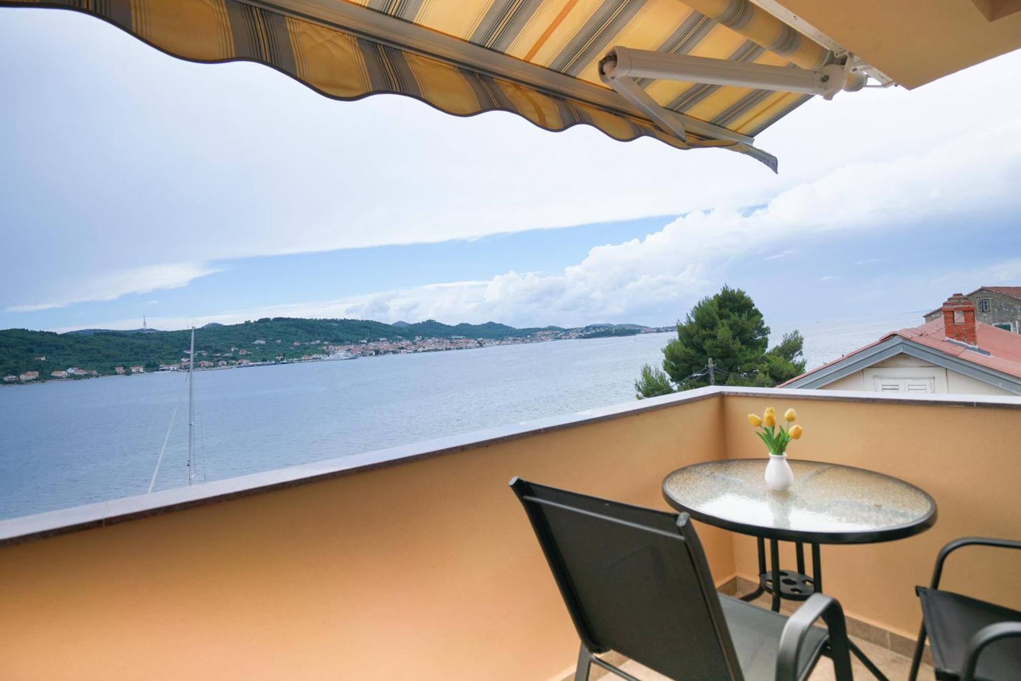 Apartments Osljak Preko Dış mekan fotoğraf